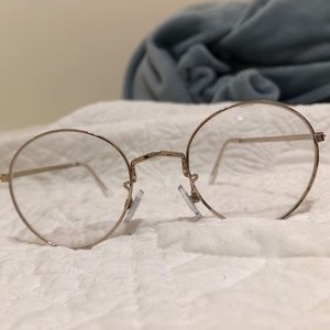 Gold rimmed circle H&M glasses